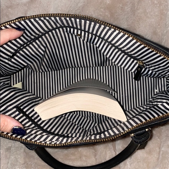 Kate Spade purse - Picture 4 of 5